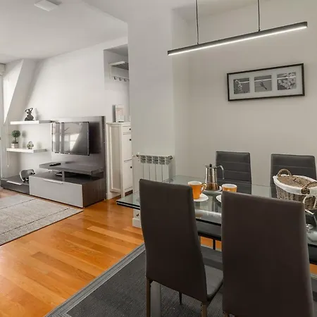 Seaside Escape In Gros Full Apt Free Park Apartment